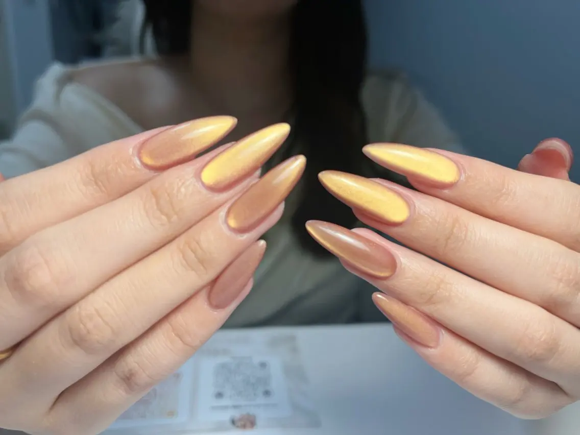 ネイル 成人式 フラッシュネイル フットネイル ジェルネイル 卒業式 心斎橋Mione nail salonのネイルデザイン