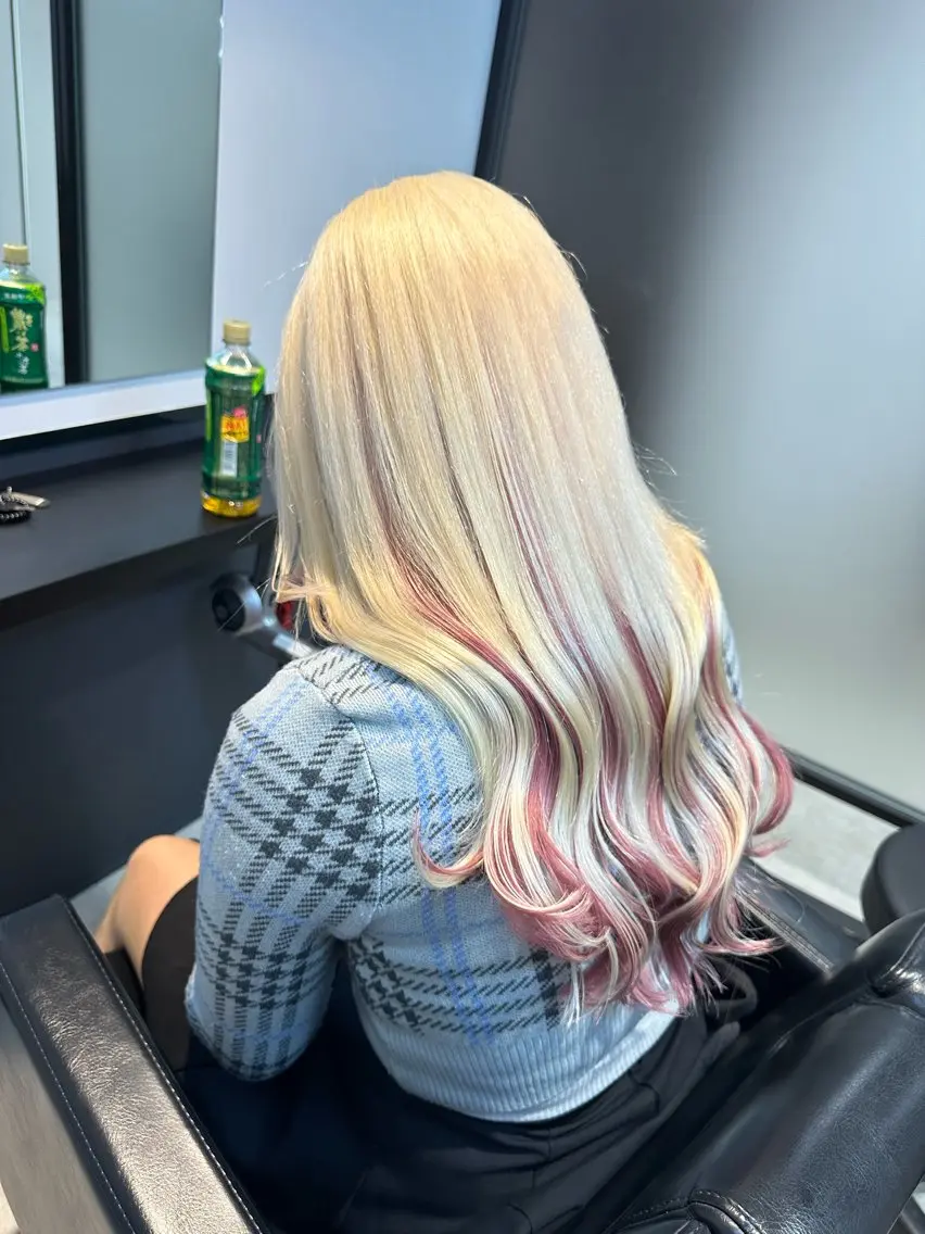 ロング カラー ヘアカラー エクステ エフェクトブリーチ 🌟前澤啓太朗のヘアスタイル