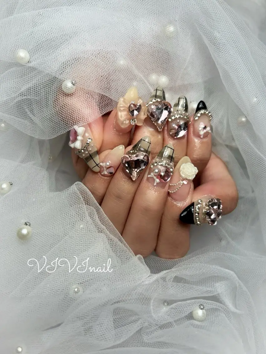 ネイル ハンドネイル vivi nailのネイルデザイン