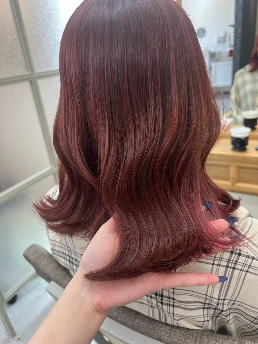 ミディアム カラー カット ヘアカラー トリートメント 松本 菜那のヘアスタイル