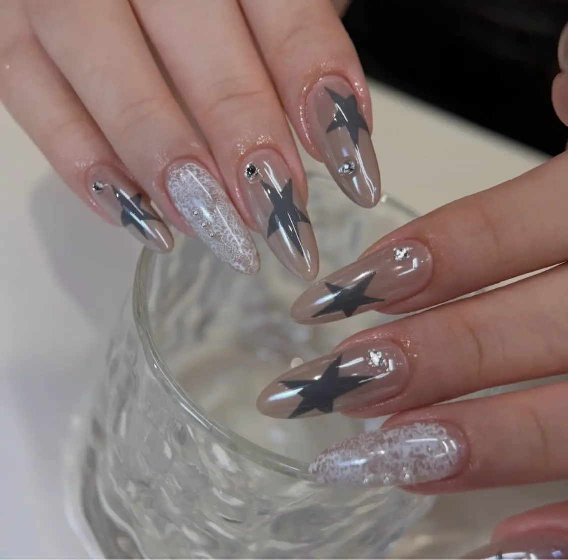 ネイル ハンドネイル ハンドケア 🍑 momo_nailのネイルデザイン