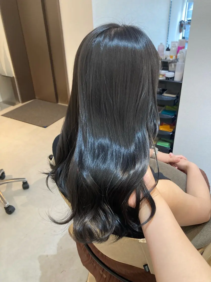 セミロング カット ヘアカラー トリートメント ✨色持ちの良い艶 カラー✨蟹江真世のヘアスタイル