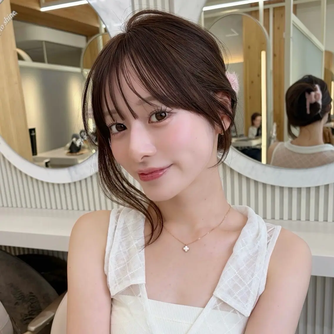 ミディアム oto🤍×美髪× ゆるふわレイヤーのヘアスタイル