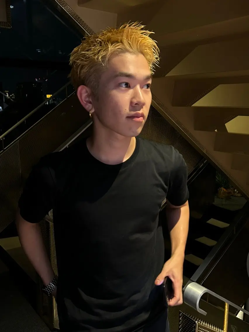 カラー ブリーチ 笠原 爽太のヘアスタイル