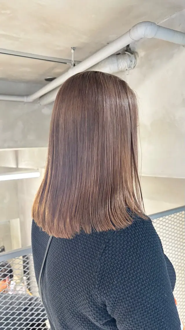 ミディアム ヘアカラー 透明感ブラウン🍪 ヒナノのヘアスタイル