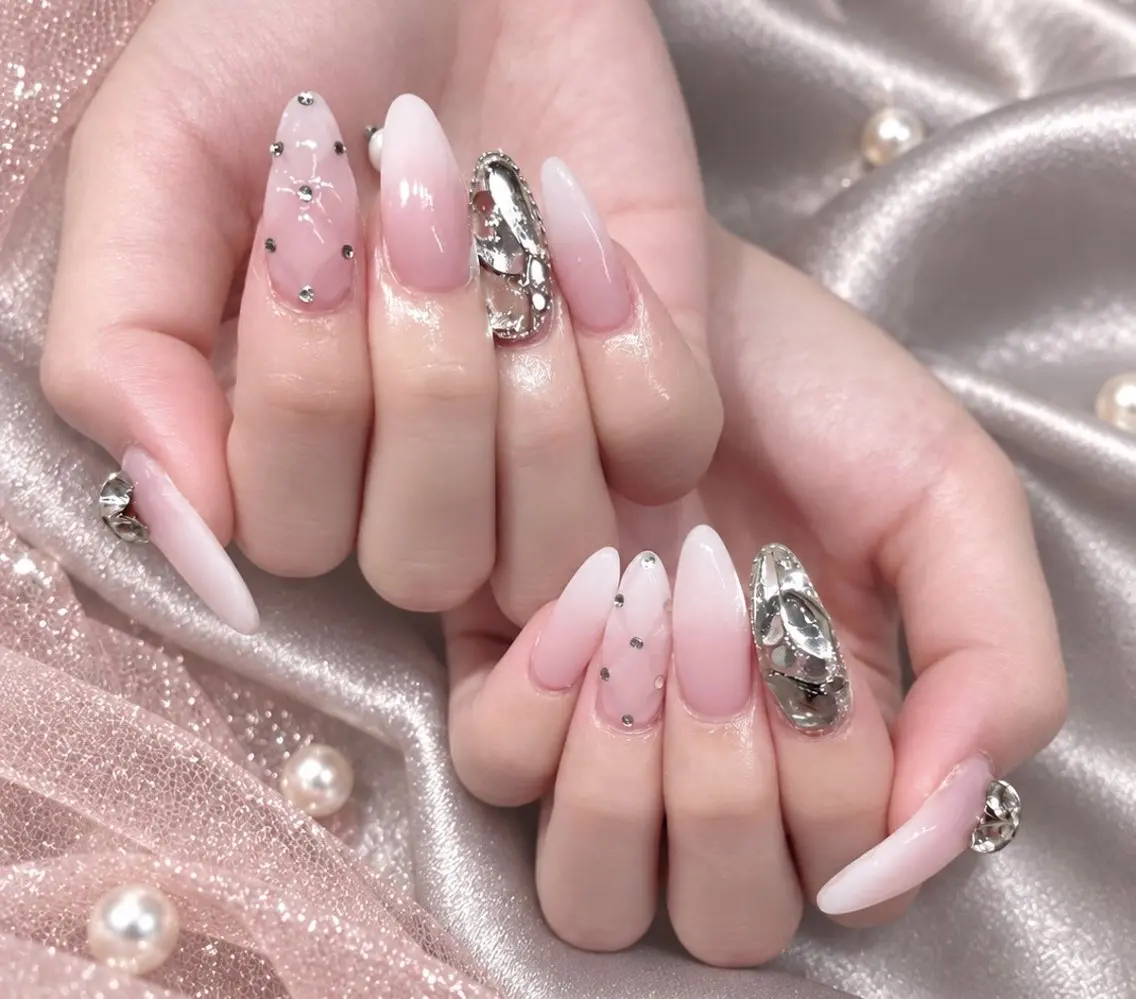 ネイル 韓国ネイル マグネットネイル 持ち込み RINA Nailのネイルデザイン