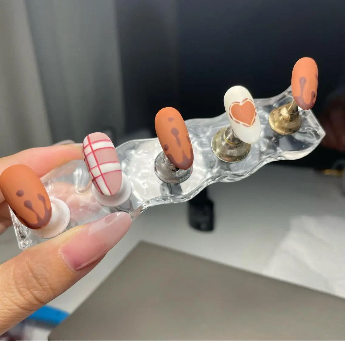 ネイル ハンドネイル M 🌷Nail 長さだし専門店のネイルデザイン