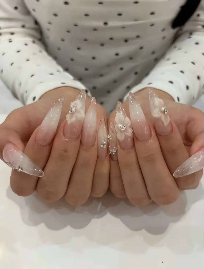 ネイル ハンドネイル NiJi Nailsのネイルデザイン