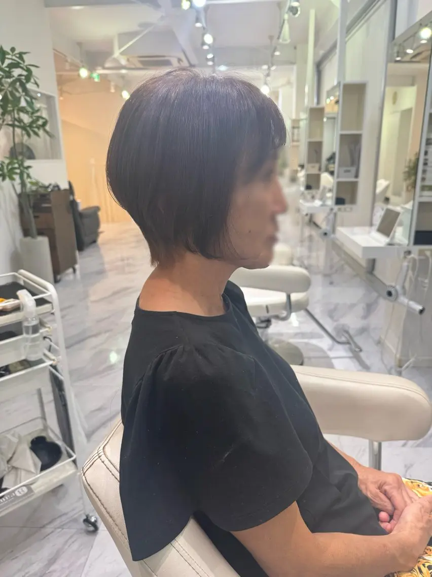 ショート 新美 恵里子のヘアスタイル