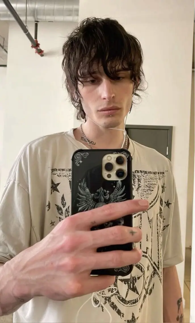 ショート メンズ カット 吉田一輝 外国人パーマのヘアスタイル
