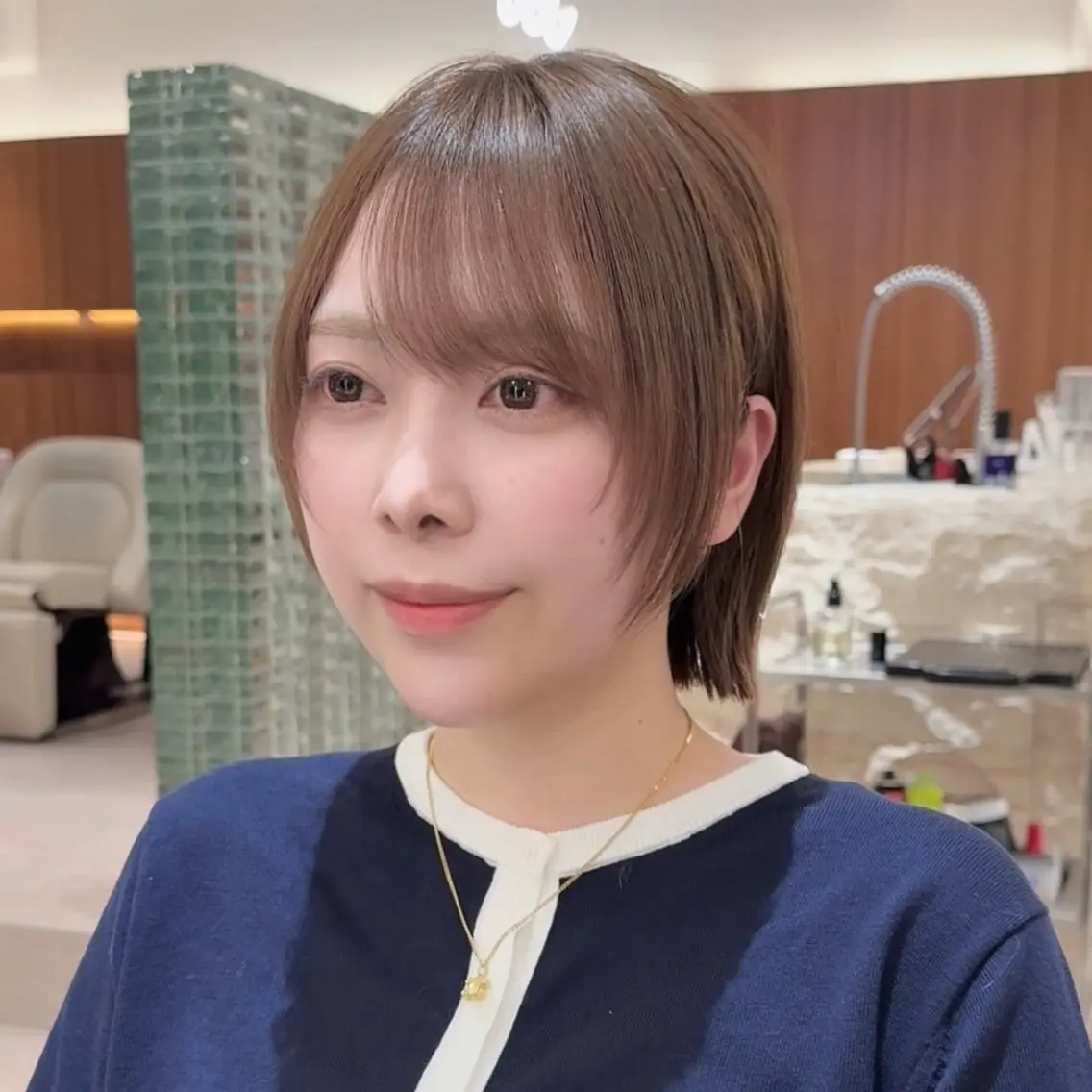 ミディアム 切りっぱなしボブ ショートボブ ボブレイヤー ボブ くびれヘア カット トリートメント 田中航平/渋谷ボブ/ レイヤーボブのヘアスタイル