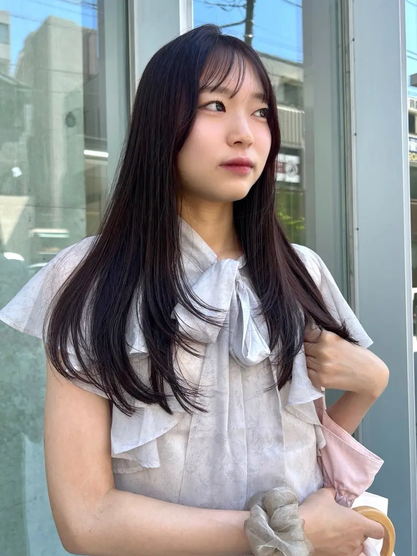 ロング カラー ブラウンカラー ラベンダーカラー カット ヘアカラー トリートメント 秋野 花衣のヘアスタイル