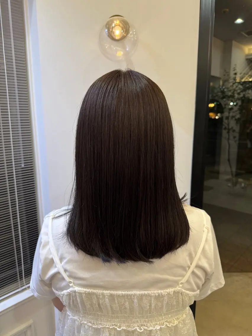 ミディアム カラー 天野 珠華のヘアスタイル
