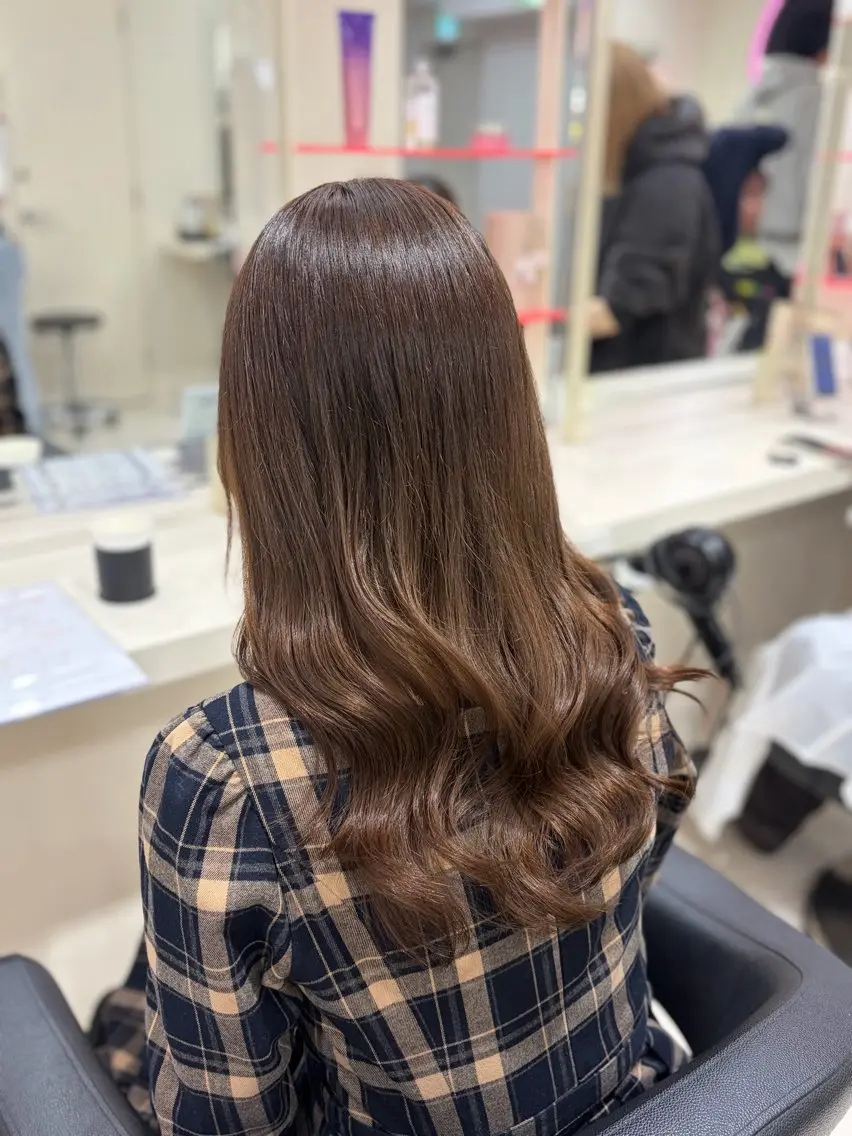 カラー ヘアカラー トリートメント 暖色ガーリーヘア🎀 MEARI🩰のヘアスタイル