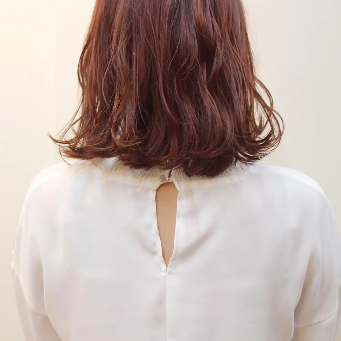 カラー クニモトハルナ ボブ/柔らかカラーのヘアスタイル