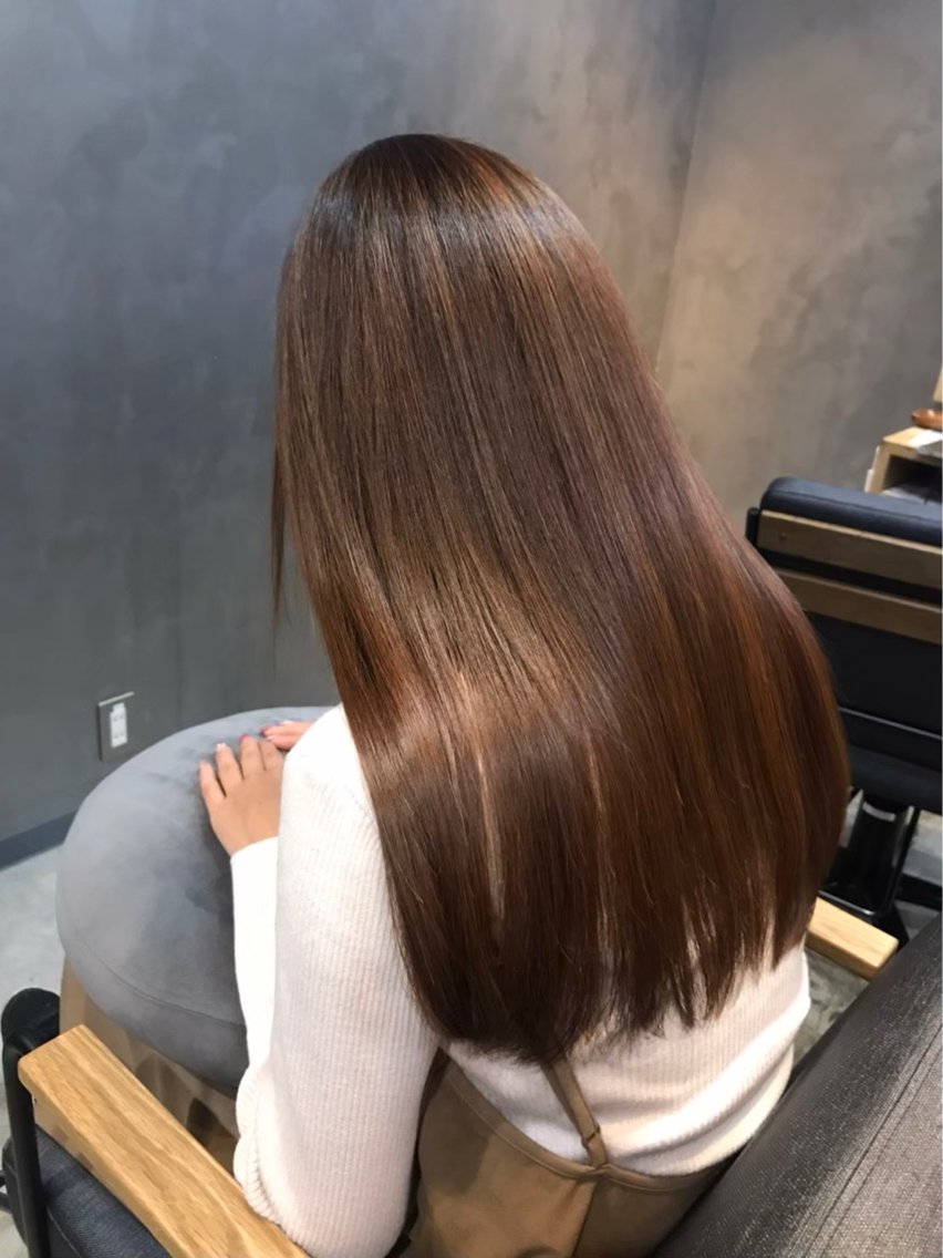 カラー Inity   森 千尋のヘアスタイル