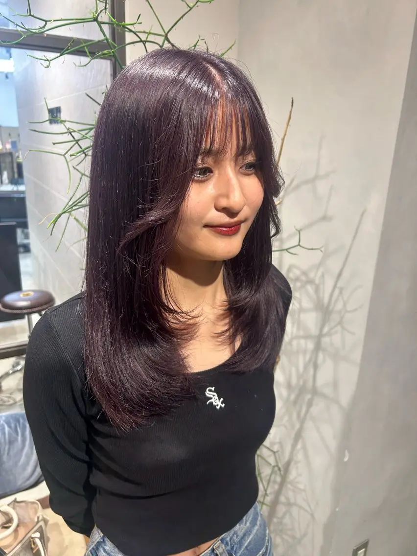 ロング カラー ブリーチ ラベンダーカラー レイヤーカット ヘアカラー トリートメント ピンク/ベージュ /似合わせ/田島百華のヘアスタイル