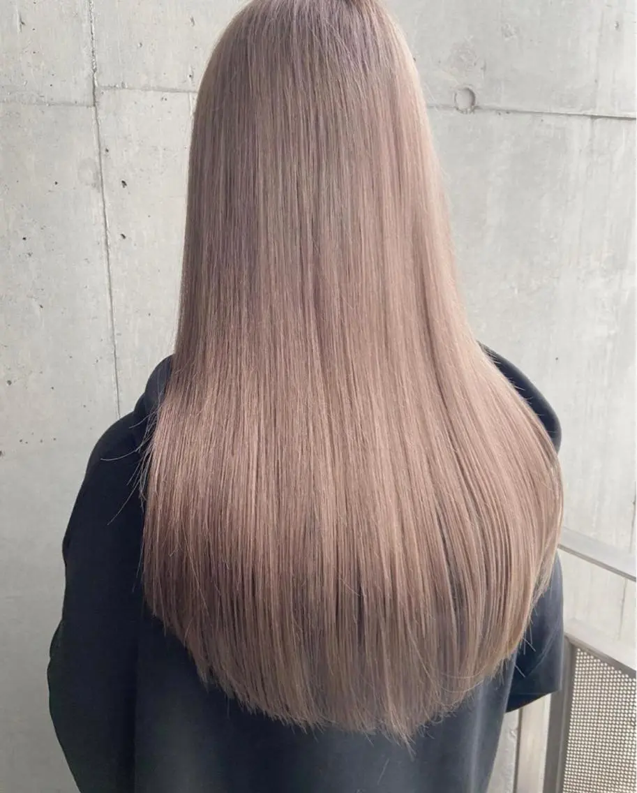 ✨🎨ケアカラークーポン🎨✨カット+ケアブリーチ+カラー+うる艶ウォータートリートメントの写真