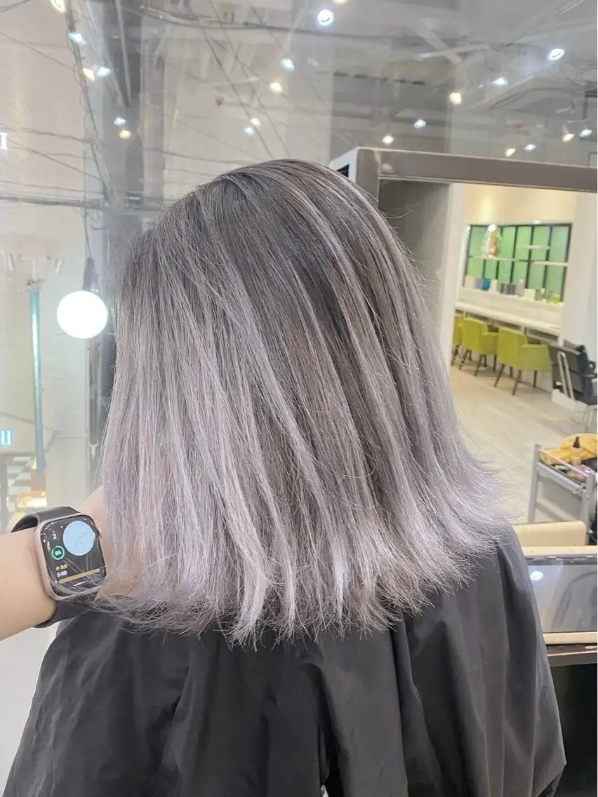 ショート カラー バレイヤージュ グレージュ レイヤーカット ヘアカラー トリートメント 指名数No.1 /NAOYAのヘアスタイル