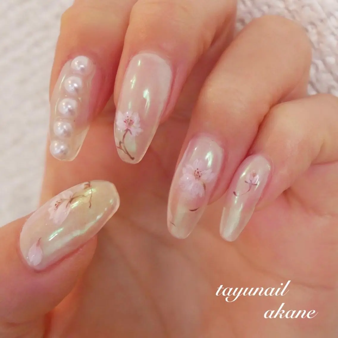 ネイル ブルー 桜ネイル 春ネイル 冬ネイル ハンドネイル ネイルサロン 【たゆnail】のネイルデザイン
