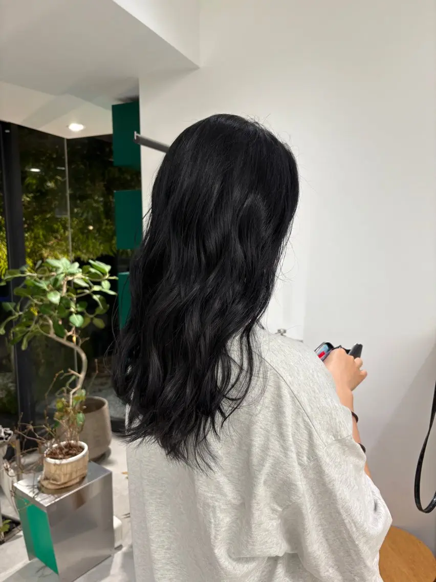 カラー ヘアカラー 堀 愛希子のヘアスタイル