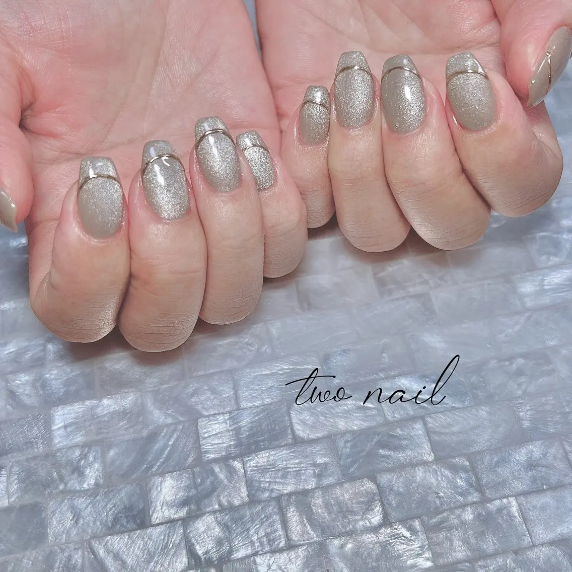 ネイル アートネイル マグネットネイル ネイルチップ ホワイト ハンドネイル two nailのネイルデザイン
