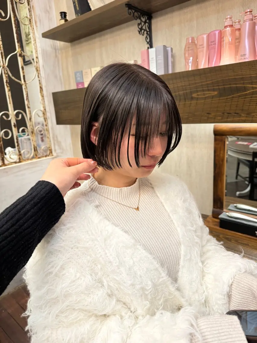ショート ボブ レイヤーカット 能隅あいかFLEAR 口コミ⭐️5.0⭐️のヘアスタイル