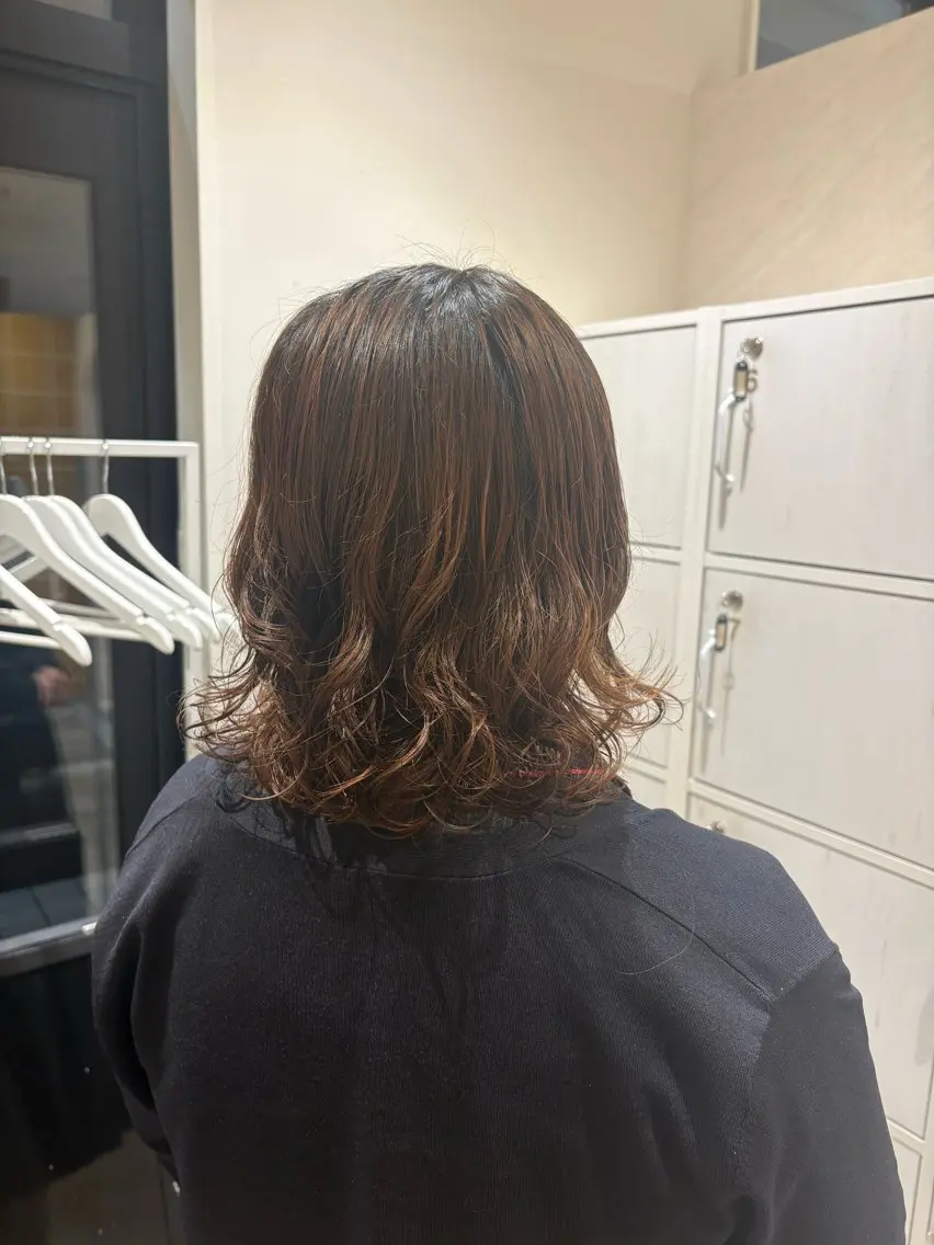 ミディアム パーマ ミディアムパーマ カット パーマ 笹木 怜羅のヘアスタイル