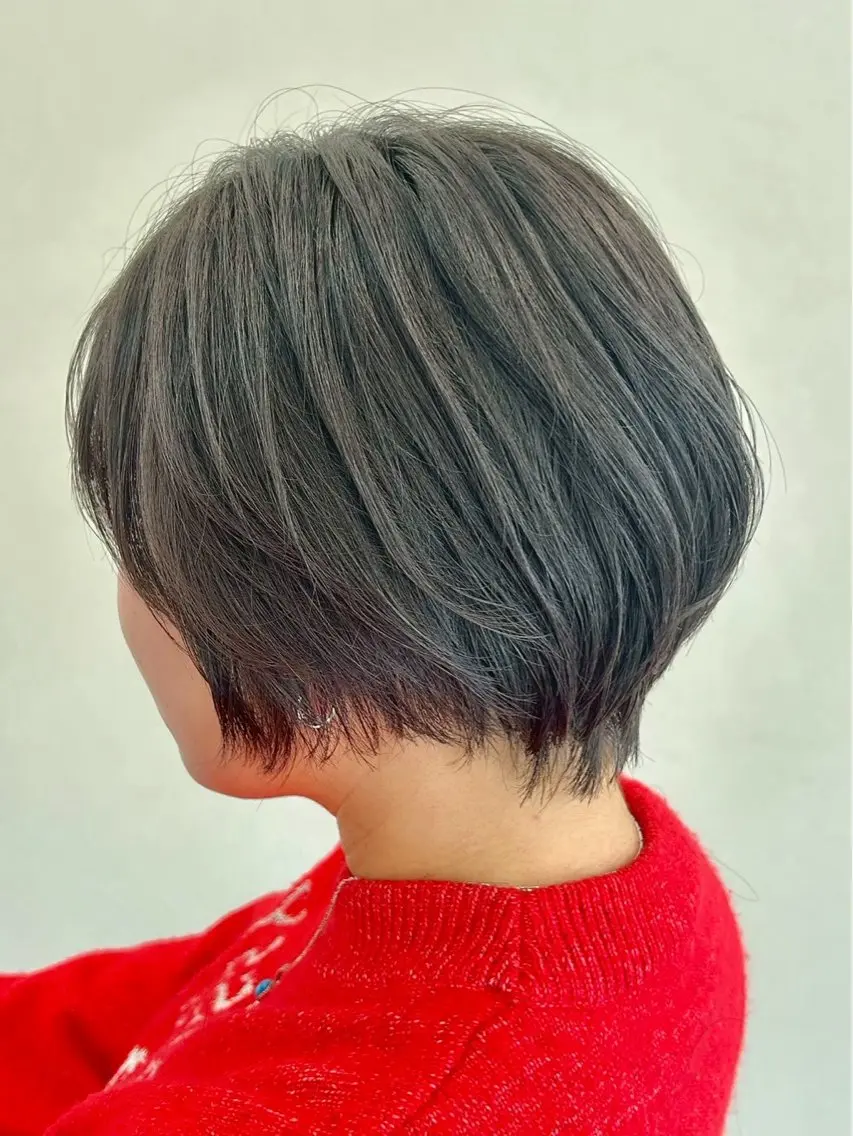 ショート カット センターパート 韓国ヘア・綾也のヘアスタイル