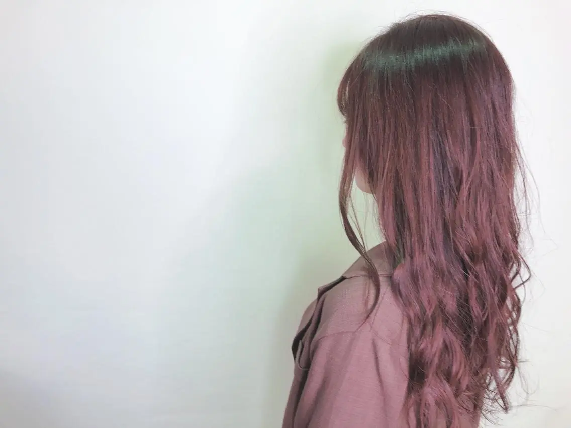 ロング カラー グラデーションカラー ピンクカラー カット パーマ トリートメント ヘアセット 💜髪質改善美髪💜 星野清光のヘアスタイル