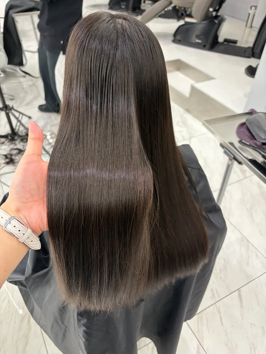 ロング ヘアアレンジ cocoyu / 艶カラー🪽‪のヘアスタイル
