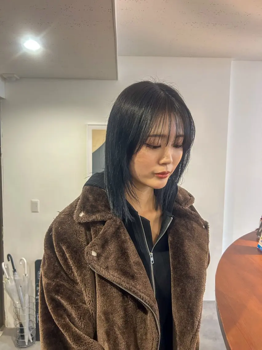 セミロング トリートメント カット ヘアカラー トリートメント ARATA / tap/県庁近くのヘアスタイル