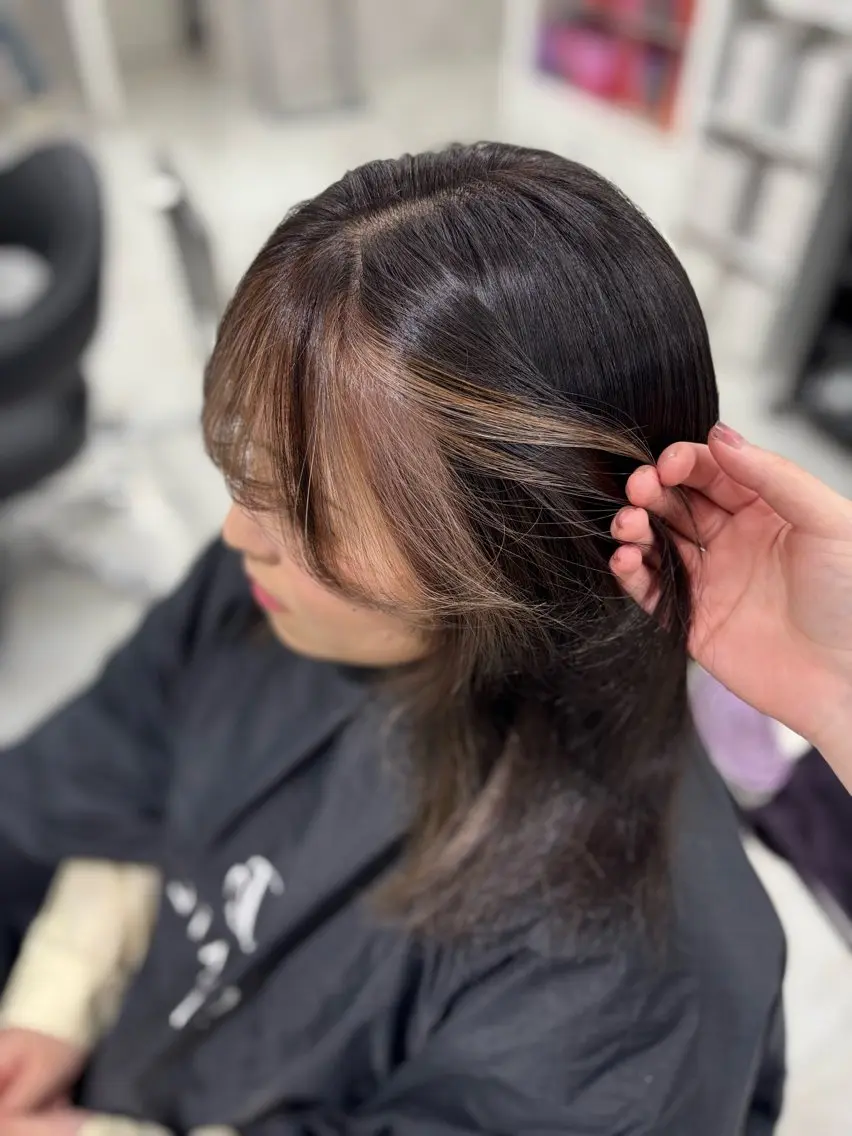 ミディアム カラー ミストバング デザインカラー  フェイスフレーミング トレンドヘア/ ワンホン/aimiのヘアスタイル