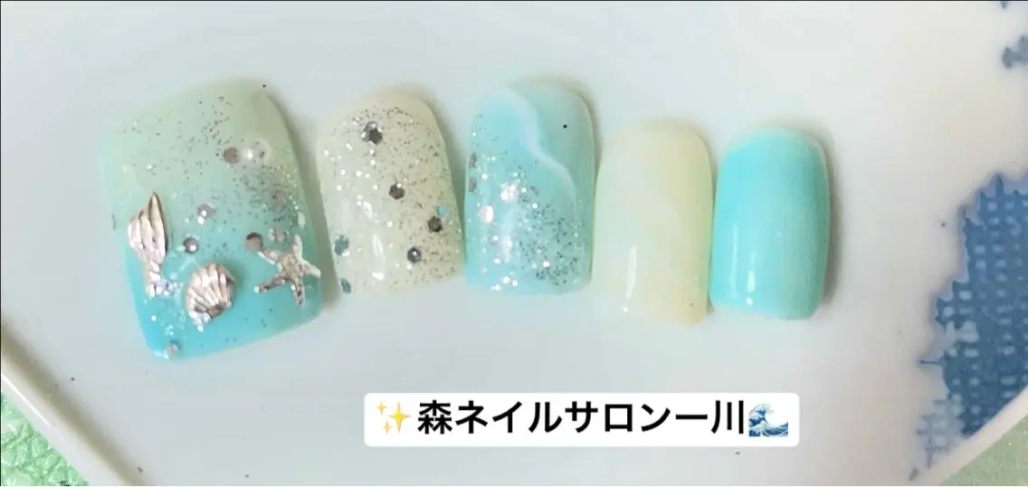 ネイル ハンドネイル フットネイル 森 ネイル サロンのネイルデザイン