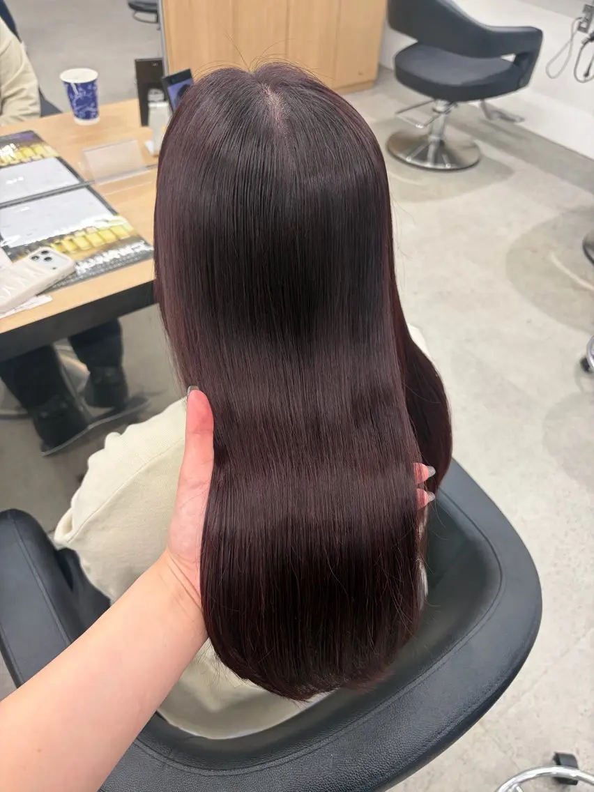 ロング カラー ブリーチ 髪質改善 トリートメント ヘアカラー 💗愛され暖色💗 ピンク/レッド💗のヘアスタイル