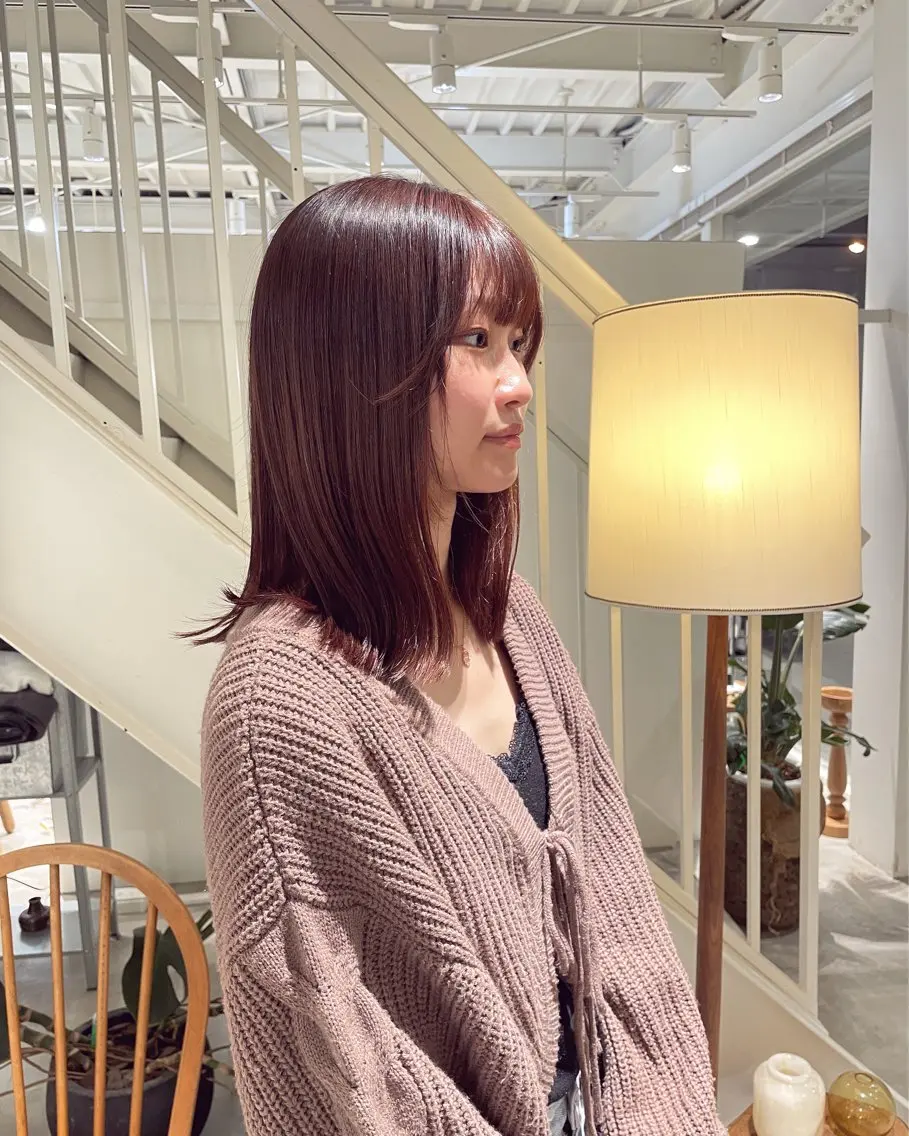 ミディアム カラー ブラウンカラー ピンクカラー ピンクブラウン 安西 香利奈のヘアスタイル