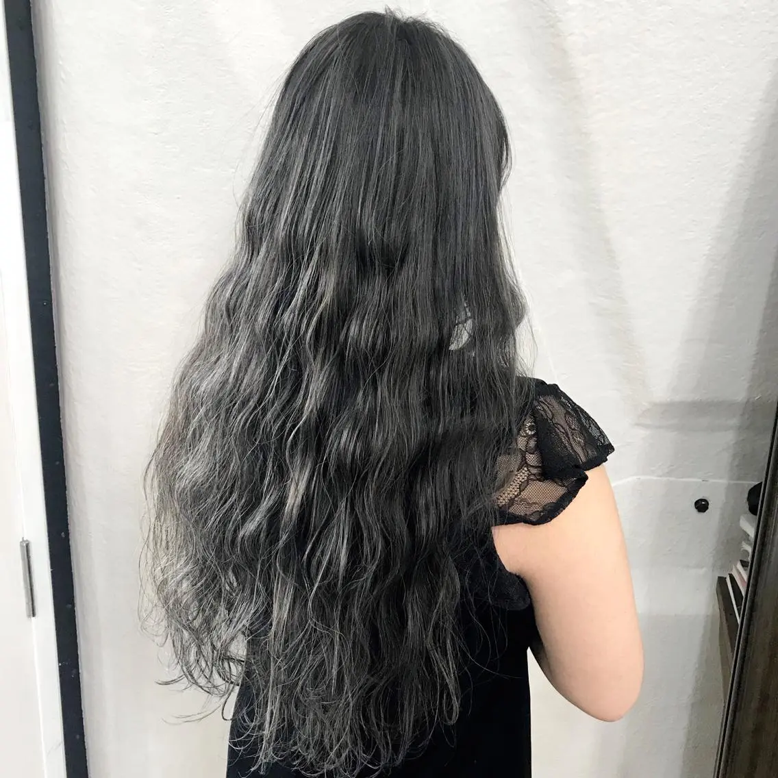 カラー ハイライトカラー ラベンダーカラー ラベンダーグレー K-POP好き美容師 🇰🇷Kai.Yのヘアスタイル
