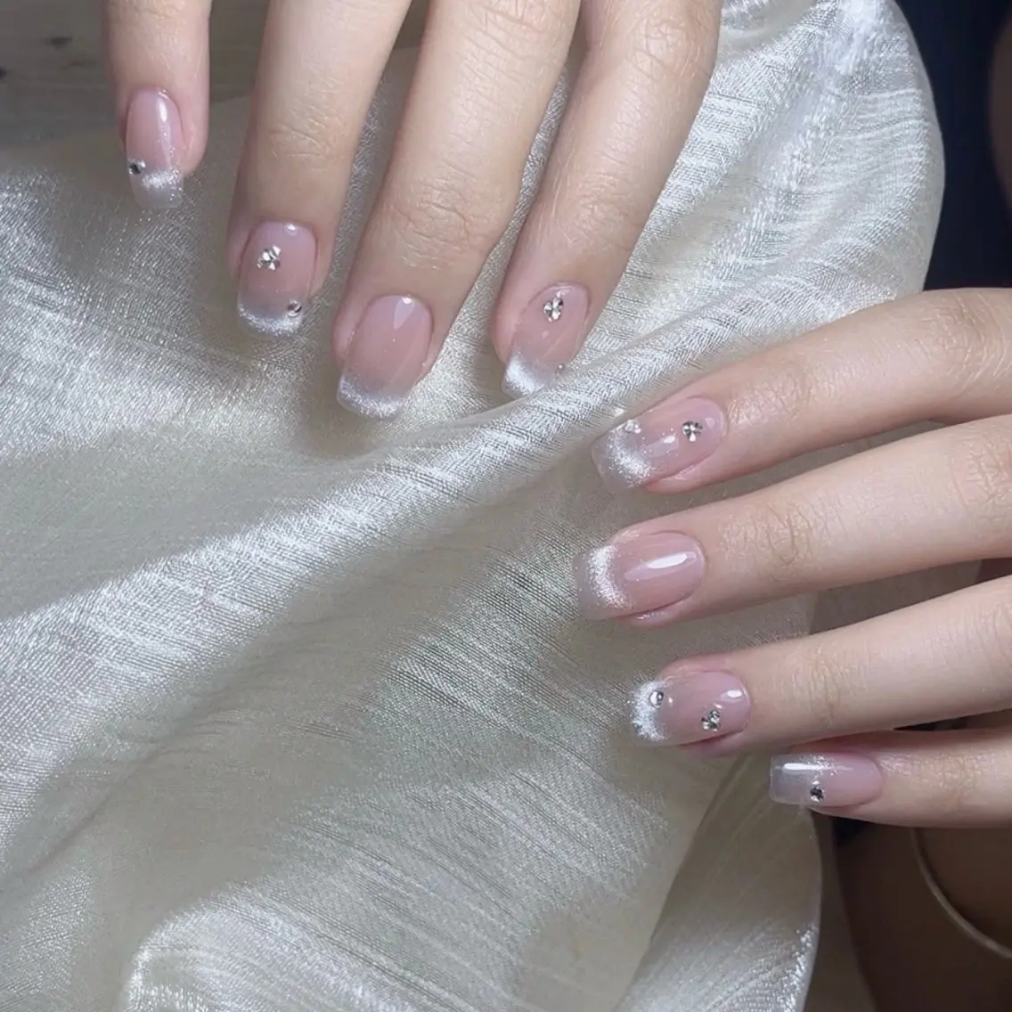 ネイル ハンドネイル 🎀 NaNa_nailのネイルデザイン