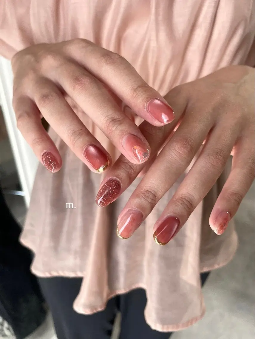 ネイル オーロラネイル マグネットネイル ミラーネイル ニュアンスネイル フットネイル m.nail salonのネイルデザイン