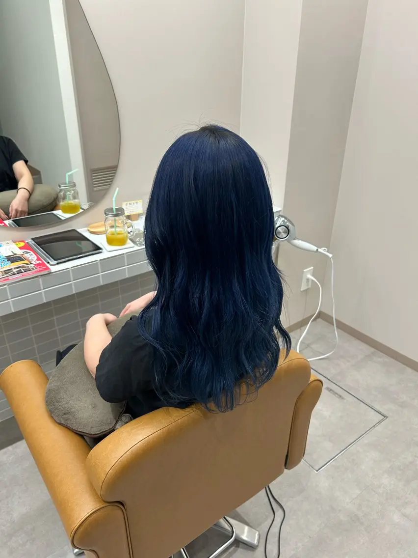 ワンブリーチ+オンカラー+ブロー+8stepヘアエステ(髪質改善)🫧の写真