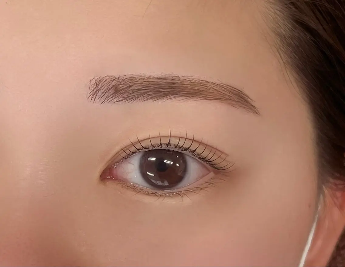 美眉スタイリング　Wax +毛抜きの写真