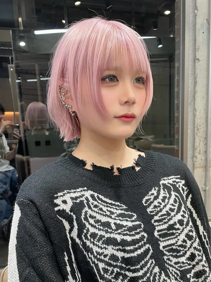 ショート ヘアカラー ブリーチ特化酒井 竜也のヘアスタイル