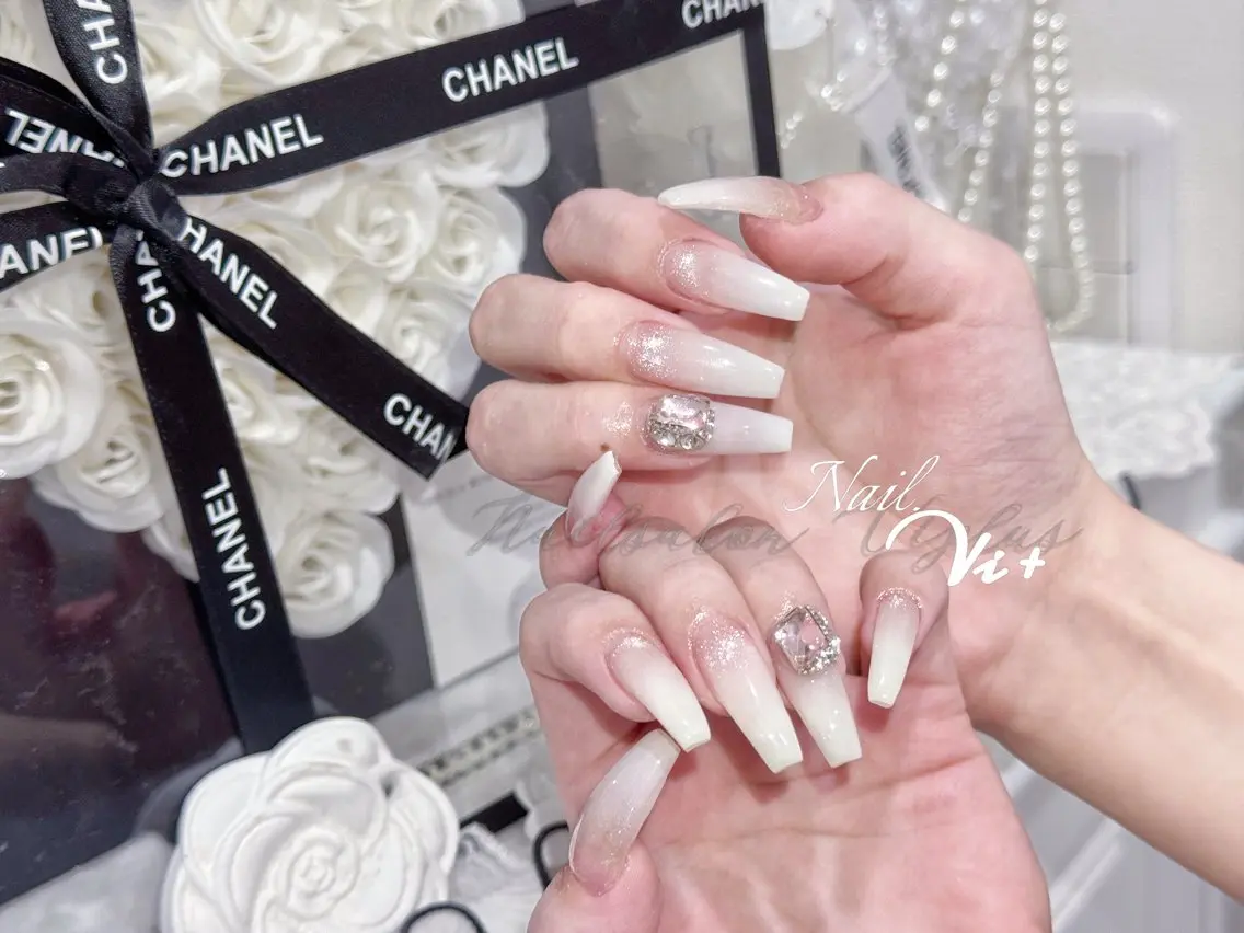 ネイル ハンドネイル ✨Nailsalon Vi+✨のネイルデザイン
