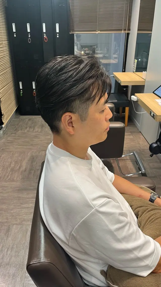 メンズ メンズカット パーマ飯野友喜のヘアスタイル