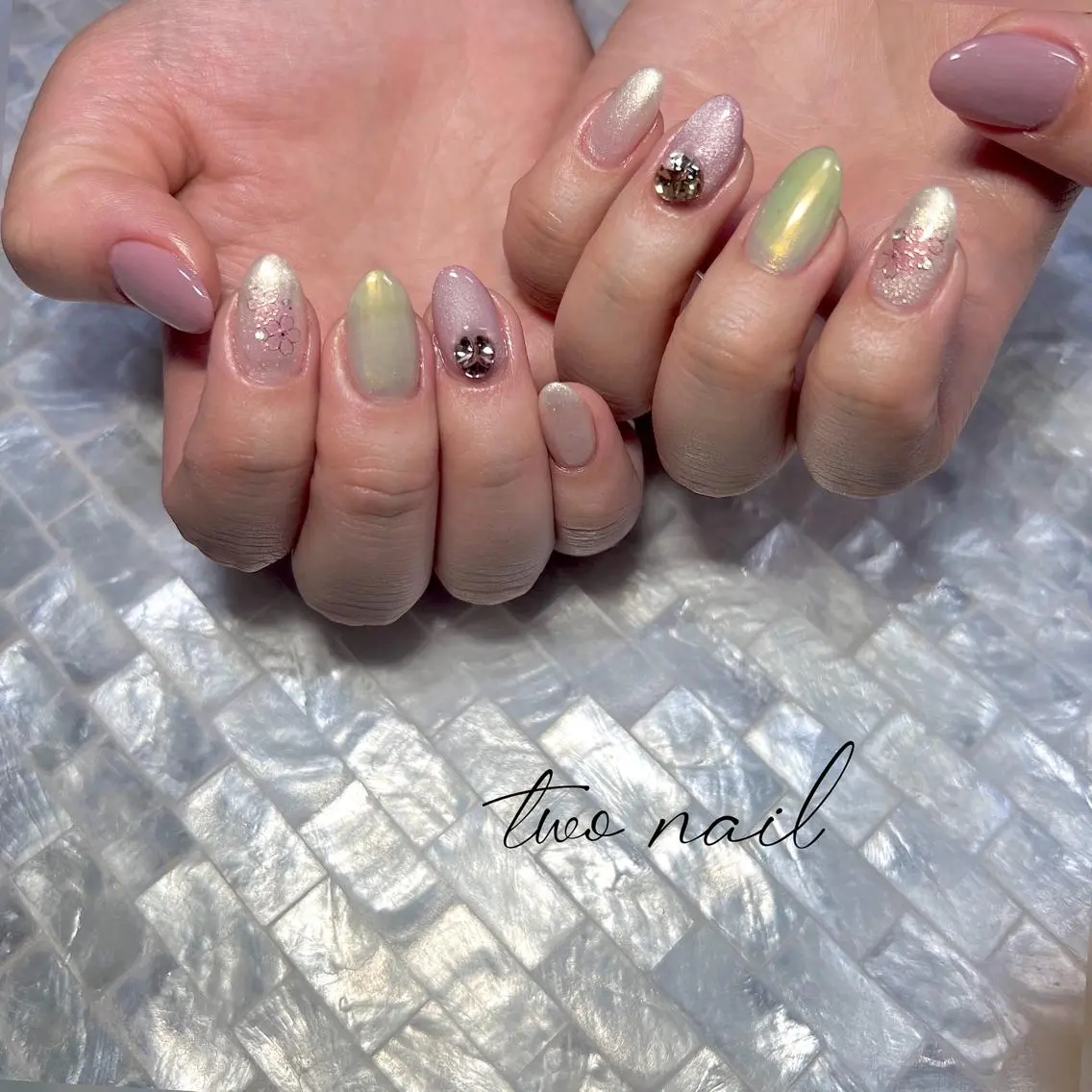 ネイル アートネイル フットネイル ハート マグネットネイル ニュアンスネイル two nailのネイルデザイン