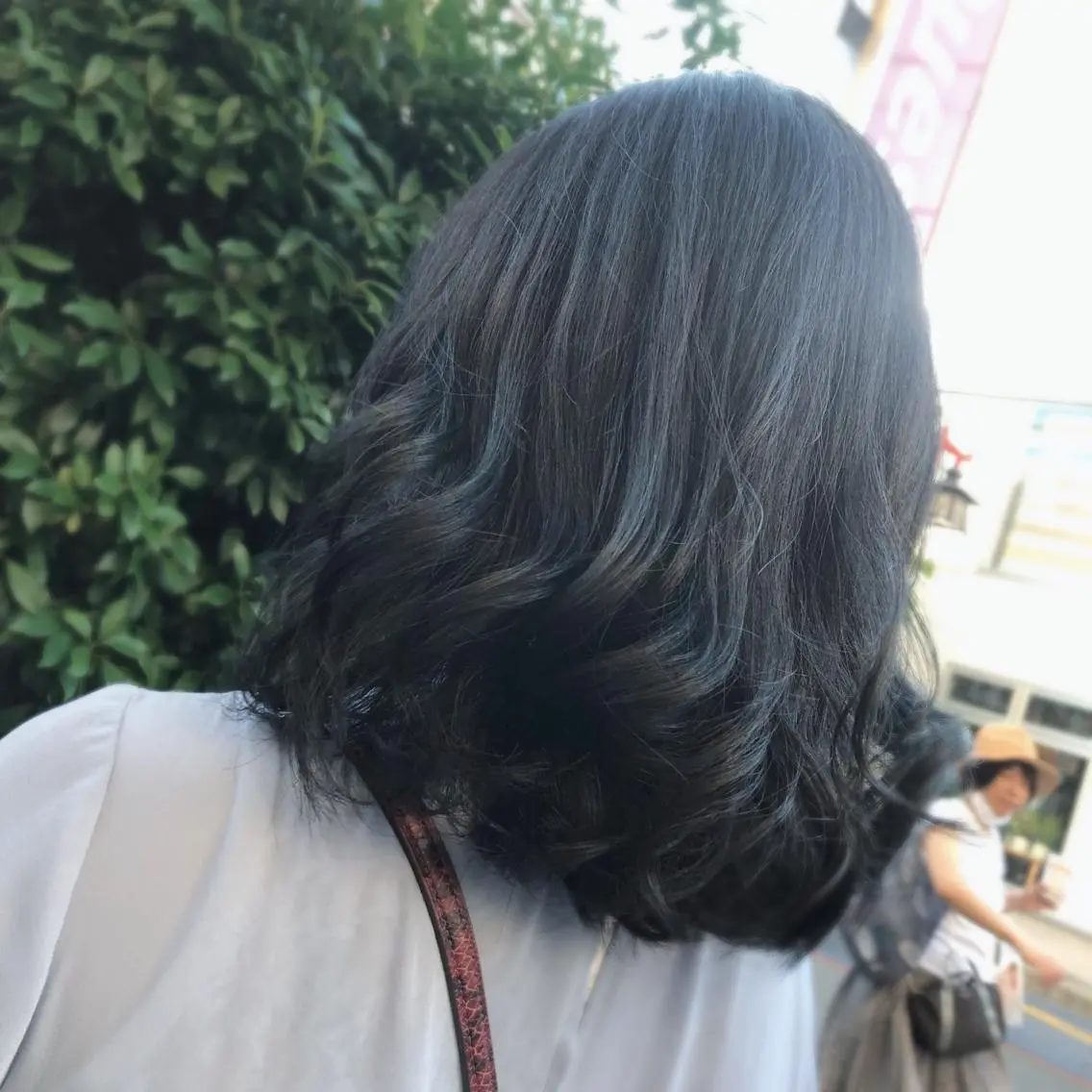 ミディアム カラー ヘアカラー トリートメント 山崎 絵莉香のヘアスタイル