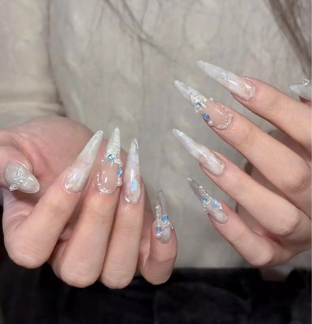 ネイル ハンドネイル Rina Mika Nailsのネイルデザイン