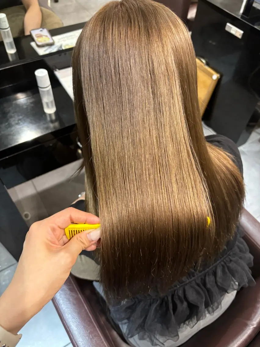 カラー ベージュカラー ブリーチ ミルクティーベージュ レイヤー/似合わせ /もえ🍊のヘアスタイル