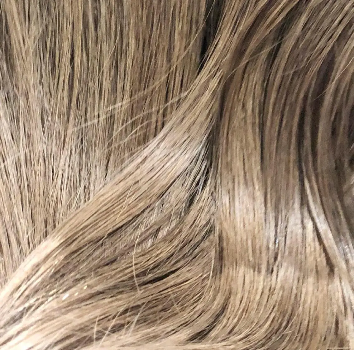 ミディアム カラー パーマ ヘアアレンジ メンズ キッズ メンズブリーチ メンズハイトーン ベージュカラー ブリーチ 透明感カラー カット ヘアカラー トリートメント stylist 🌸 kana.のヘアスタイル