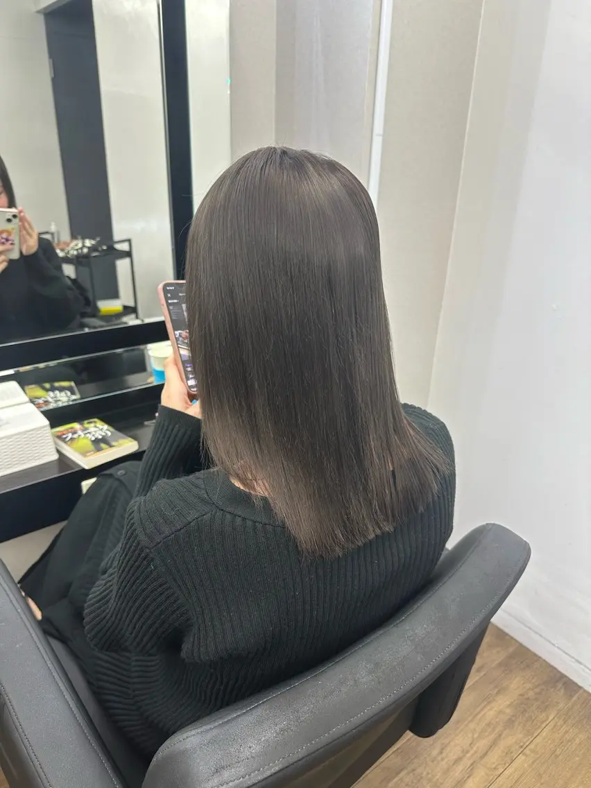 ミディアム ヘアカラー 韓国ヘア×ハイトーン AYA💫のヘアスタイル